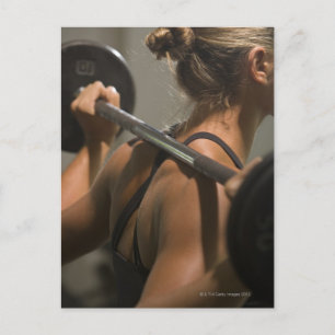 Cartão Postal Jovens se exercitando com a campainha, vista trase