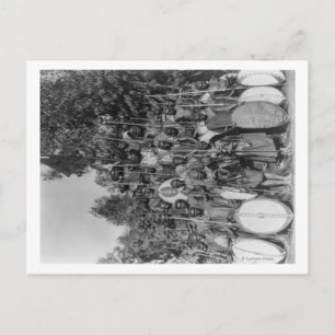 Cartão Postal Kavirondos com Lança e Fotografia de Escudos