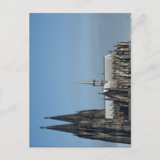 Cartão Postal Kölner Dom in der Seitenansicht im Morgenlicht