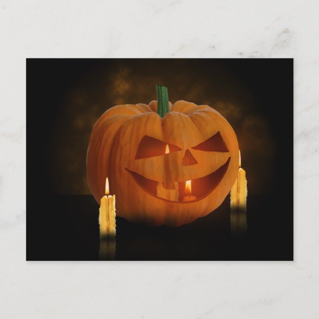 Cartão Postal Lanterna de Abóbora de Halloween com Velas (Frente)