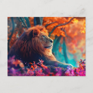 Cartão Postal Leão Majestoso no Design de Floresta Encantada