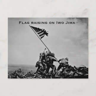Cartão Postal Levantamento de bandeiras em Iwo Jima