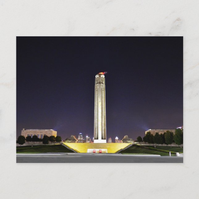 Cartão Postal Liberty Memorial at Night, Kansas City, Missouri (Frente)