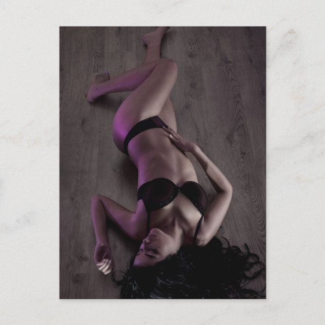 Cartão Postal Linda Garota (Frente)