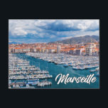 Cartão Postal Linda Marselha, França<br><div class="desc">Este belo cartão-postal de viagem apresenta uma fotografia da cidade portuária de Marselha,  no sul da França. Este cartão postal cênico seria ideal para amigos e familiares excelentes.</div>