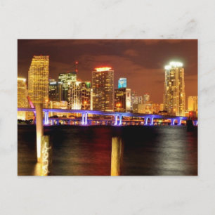 Cartão Postal Linha do horizonte de Miami à noite, Flórida