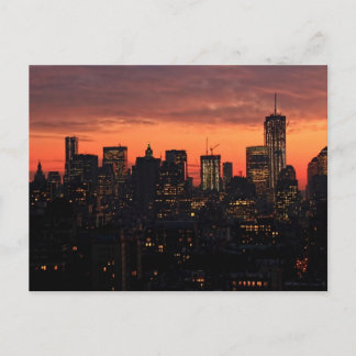 Cartão Postal Linha inferior do céu de Manhattan em Twilight, Pi