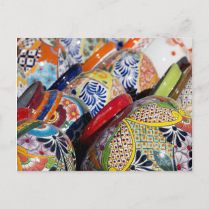 Cartão Postal Louças mexicanas tradicionais coloridas pintadas à