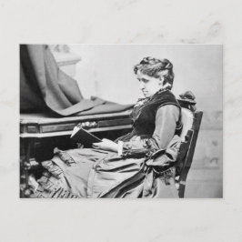 Cartão Postal Louisa May Alcott lendo fotografia