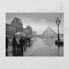Cartão Postal Louvre romântico bonito