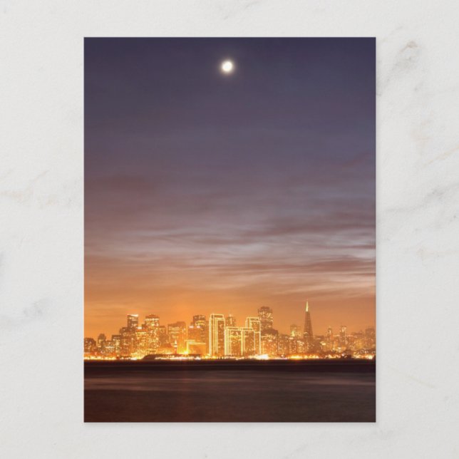 Cartão Postal Lua sobre São Francisco em dezembro nebuloso (Frente)