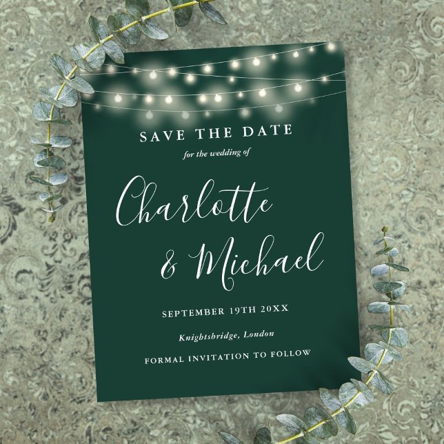 Cartão Postal Luzes de Corda Esmeralda Verde Casamento Salve a D (String Lights Emerald Green Wedding Save the Date Postcard)