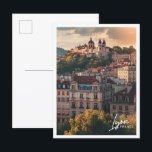 Cartão Postal Lyon France Art viagem famoso<br><div class="desc">Sunset sobre as colinas de Lyon com prédios históricos e terreno famoso de Art viagem</div>