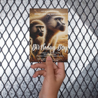 Cartão Postal Macacos Divertidos Dançam no Prado