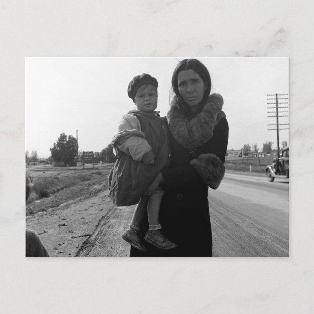 Cartão Postal Mãe e filho sem-abrigo - 1939 (Frente)