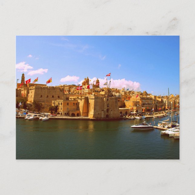Cartão Postal Malta - Valetta - Harbour & Multiple Flags (Frente)