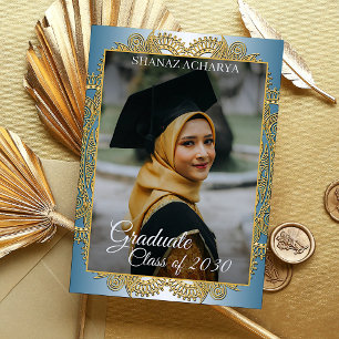Cartão Postal Mandala Dourada em Anúncio de Graduação Azul Turqu