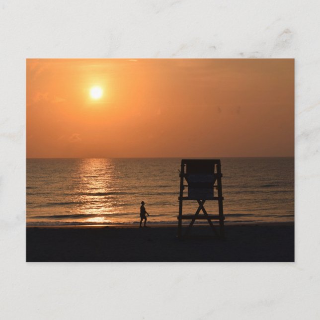 Cartão Postal Manhã caminhando na praia (Frente)