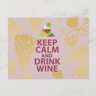 Cartão Postal Mantenha-se calmo e beba vinho Presente Design de 