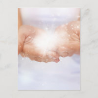 mãos brancas de cicatrização de energia reiki aque