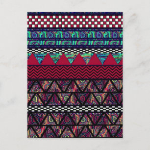Cartão Postal Maroon Peacock Boho Tribal Stripes Padrão
