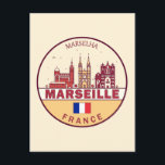 Cartão Postal Marselha França City Skyline Emblem<br><div class="desc">Design de arte colorida e minimalista de Marselha,  com monumentos e marcos da cidade na França.</div>