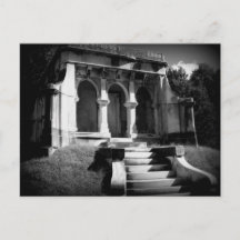 Mausoléu numa colina