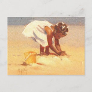 Cartão Postal Menina bonita brincando de areia