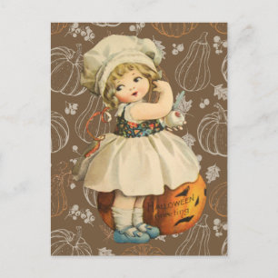 Cartão Postal Menina Esculpindo Maçã Postcard de Halloween