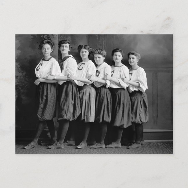 Cartão Postal Meninas em Bloomers, início dos anos 1900 (Frente)