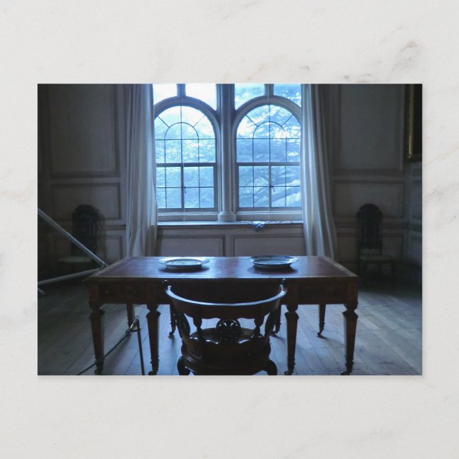 Cartão Postal Mesa escrevendo no Salão Sudbury (Frente)