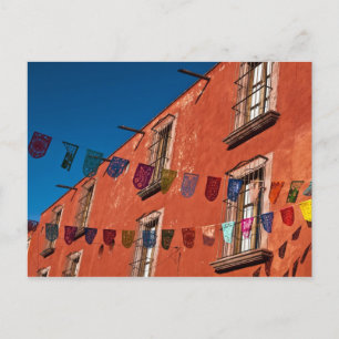Cartão Postal México, San Miguel de Allende. Cartazes coloridos