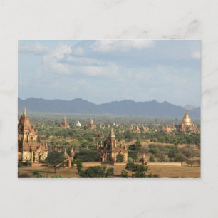 Cartão Postal Mianmar, Bagan, Templo lotado na planície de Bagan