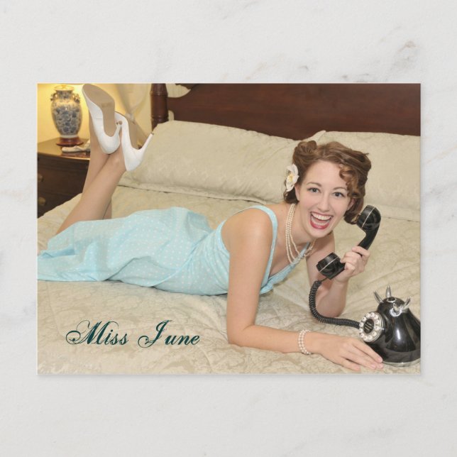 Cartão Postal Miss June-Postcard (Frente)