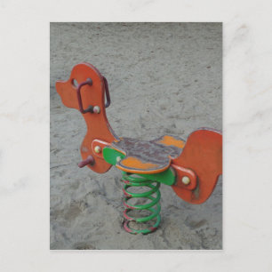 Cartão Postal Miúdos Brinquedo de Cachorro Laranja em Campanha