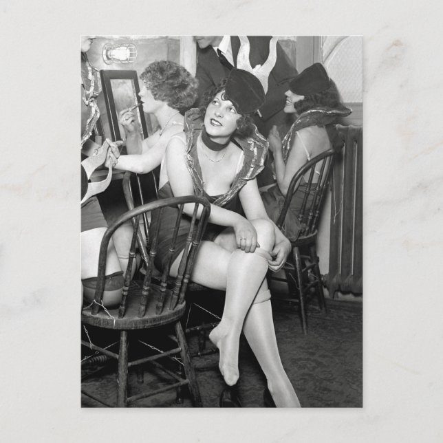 Cartão Postal Moças nos bastidores, 1926 (Frente)