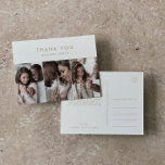 Cartão Postal Modelo de Fotografia Típico Dourado 3 Obrigado<br><div class="desc">Este obrigado com modelo de fotografia em ouro 3, que você faz, é perfeito para um casamento moderno. O simples design apresenta ouro minimalista clássico e tipografia branca com um toque rústico. Personalizável em qualquer cor. Mantenha o design mínimo e elegante, como está, ou personalize-o adicionando seus próprios gráficos e...</div>