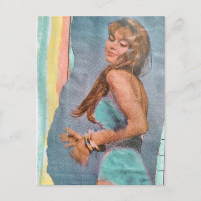 Cartão Postal Modelo de moda Mulher em 1957 na praia (Frente)