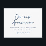 Cartão Postal Moderno minimalista, novo anúncio de endereço resi<br><div class="desc">Este moderno design minimalista de nova casa,  anúncio de mudança,  cartões postais de mudança de endereço (com título de cartão,  nosso novo lar dos sonhos). É a maneira perfeita de anunciar aos seus amigos e familiares que você se mudou. (Fonte azul marinho)
#TeeshaDerrick</div>