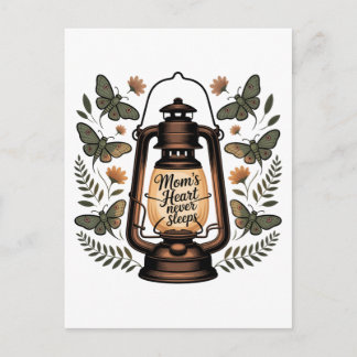 Cartão Postal Mom’s Heart Never Sleeps