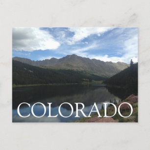 Cartão Postal Montanhas do Colorado e Lago