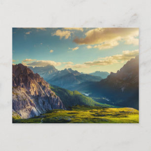 Cartão Postal Montanhas e Vale ao Sunset