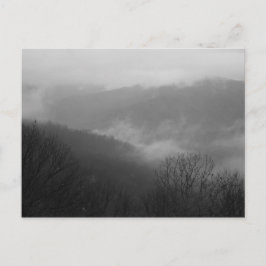 Cartão Postal Montanhas enfumaçados com Fog, Carolina do Norte