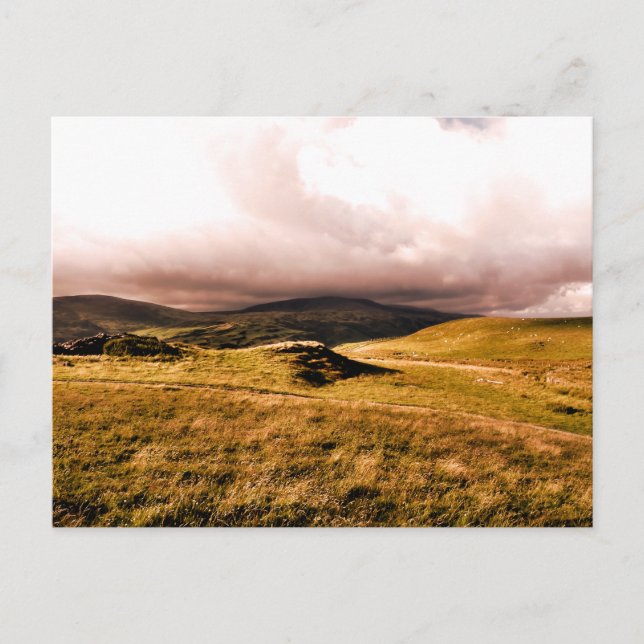 CARTÃO POSTAL MOUNTAIN VIEWS, WALES (Frente)