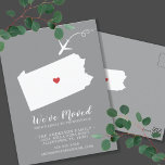 Cartão Postal Movendo o lançamento da Posta estadual da Pensilvâ<br><div class="desc">Anúncio em Movimento | Estado da Pensilvânia, anúncio em movimento moderno com o estado da Pensilvânia, com um coração vermelho e um avião em cinza. A cor do plano de fundo pode ser alterada facilmente clicando em personalizar e, em seguida, clique para personalizar ainda mais para ver o nosso selecionador...</div>