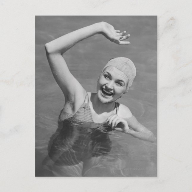 Cartão Postal Mulher acenando (Frente)