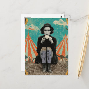 Cartão Postal Mulher Bonita Bebe Chá no Circo