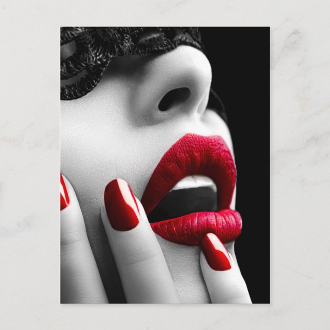 Cartão Postal Mulher bonita com máscara preta do laço (Frente)