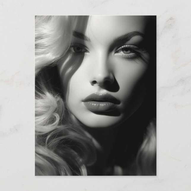 Cartão Postal Mulher em preto e branco (Frente)