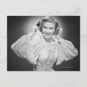 Cartão Postal Mulher no vestiário 2